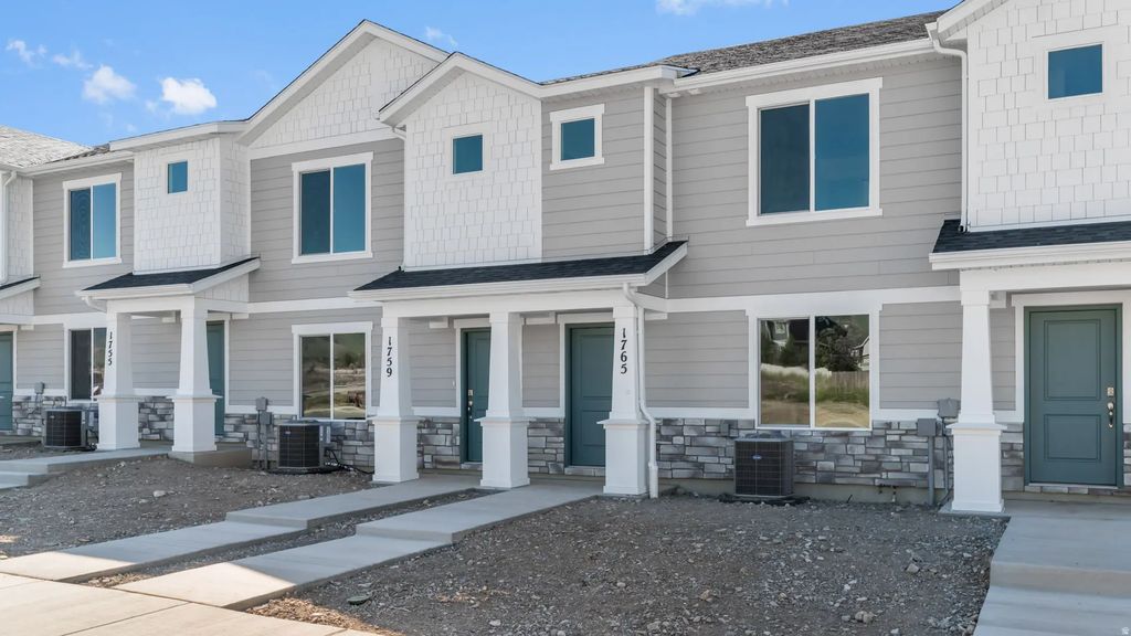 1692 N Copper Canyon Dr 1303, Tooele