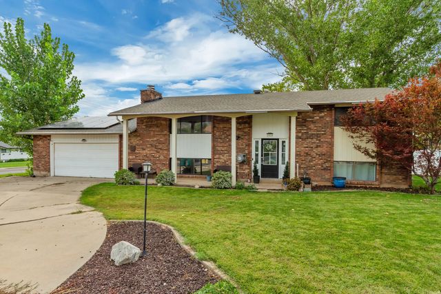 1029 N Walburk Ave E, Layton