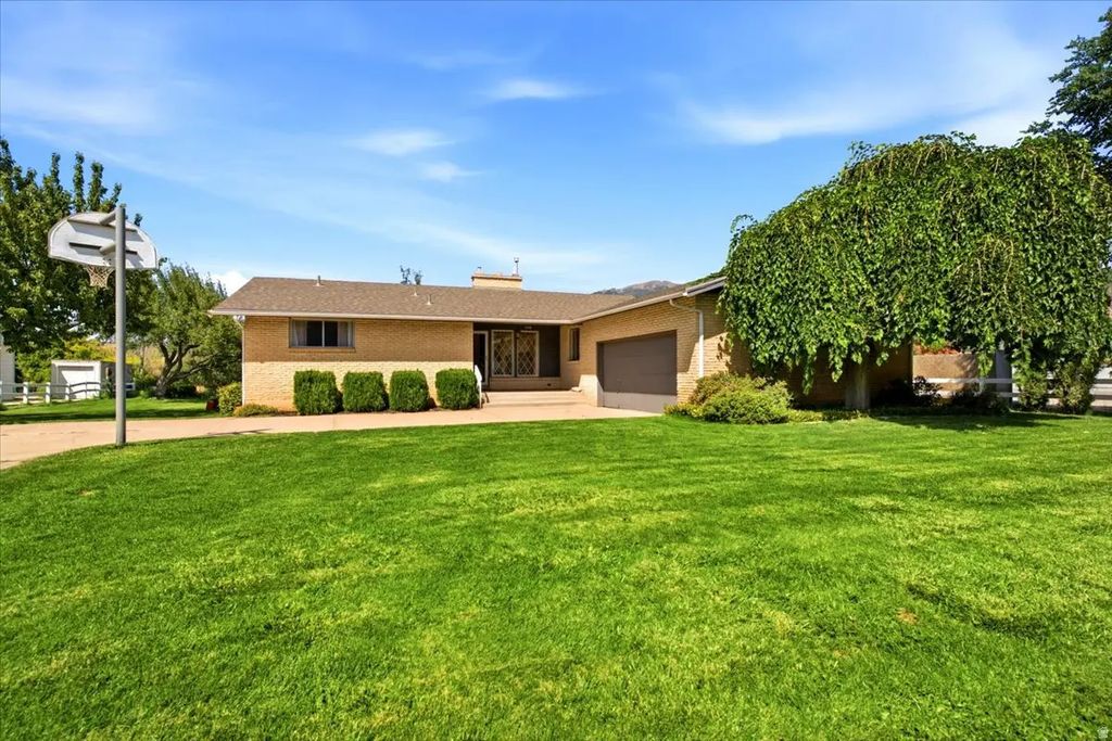 1428 E South Weber Dr, South Weber