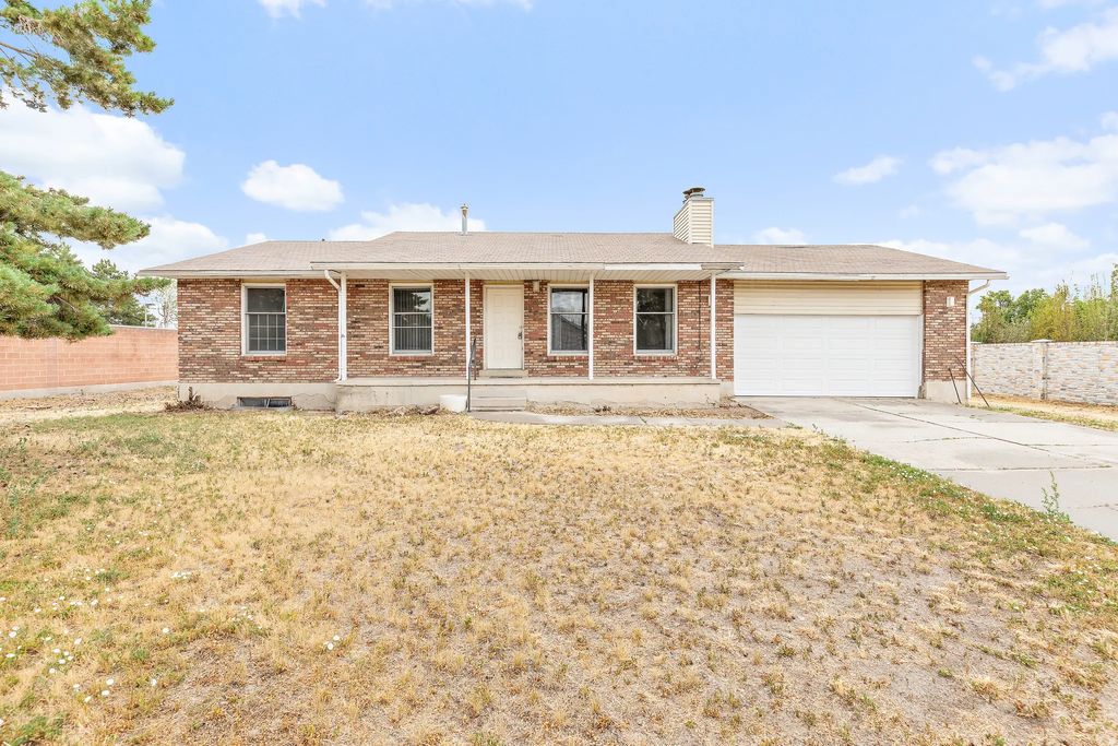 12666 S Gilbert Cir, Riverton