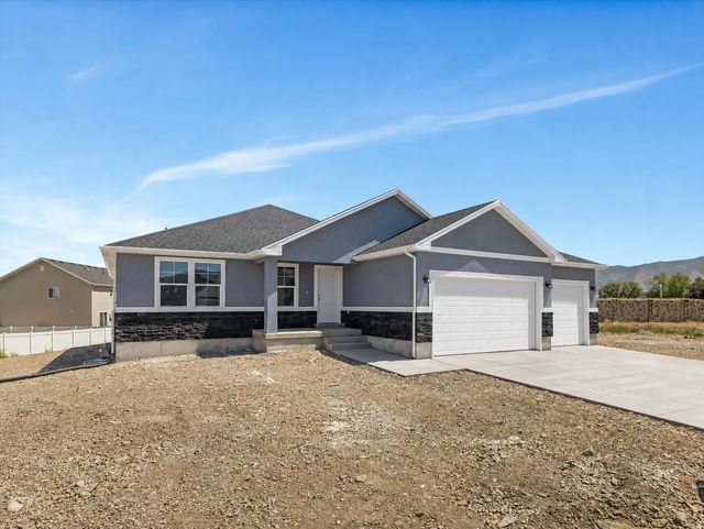 1441 N Harper Way 219, Tooele