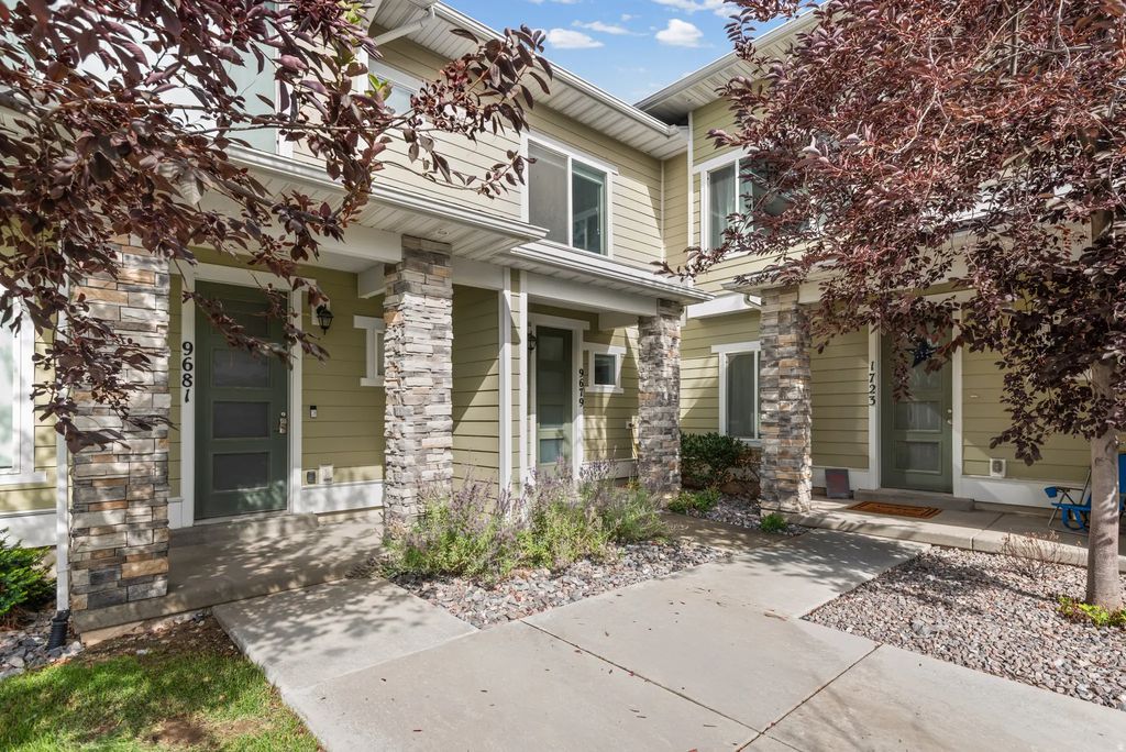 9679 S Santo Ln, South Jordan