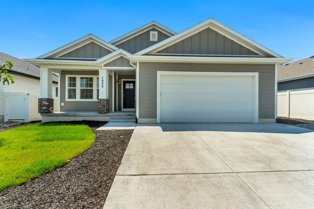 1862 E Magnolia Cir, Eagle Mountain