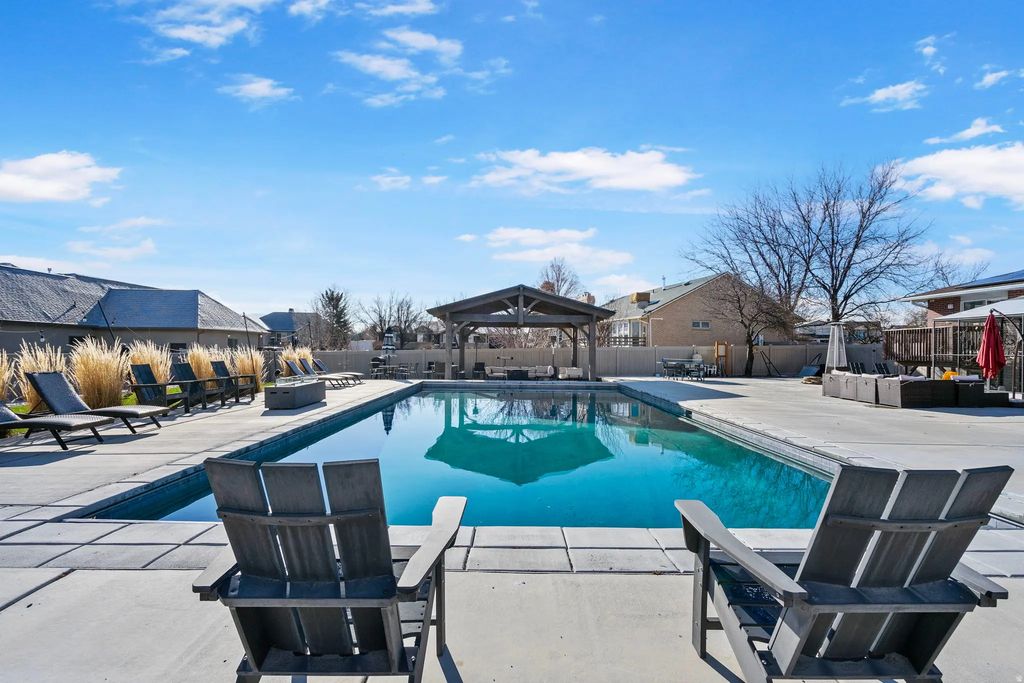 11549 S Equestrian Dr W, South Jordan
