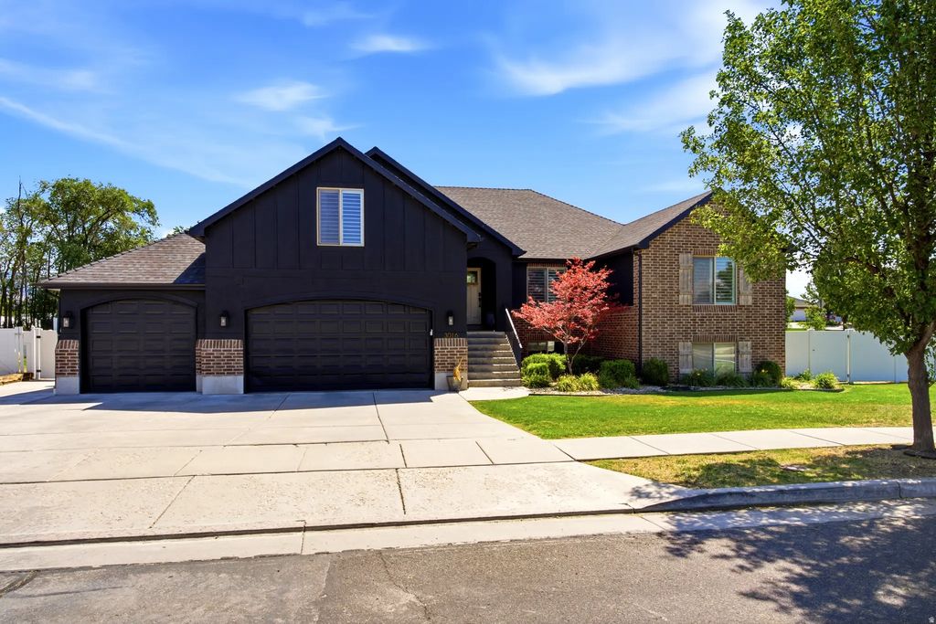 3016 N 3325 W, Plain City