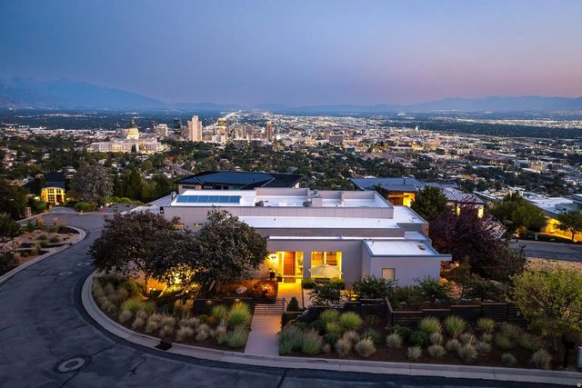 815 N Sandhurst Dr, Salt Lake City