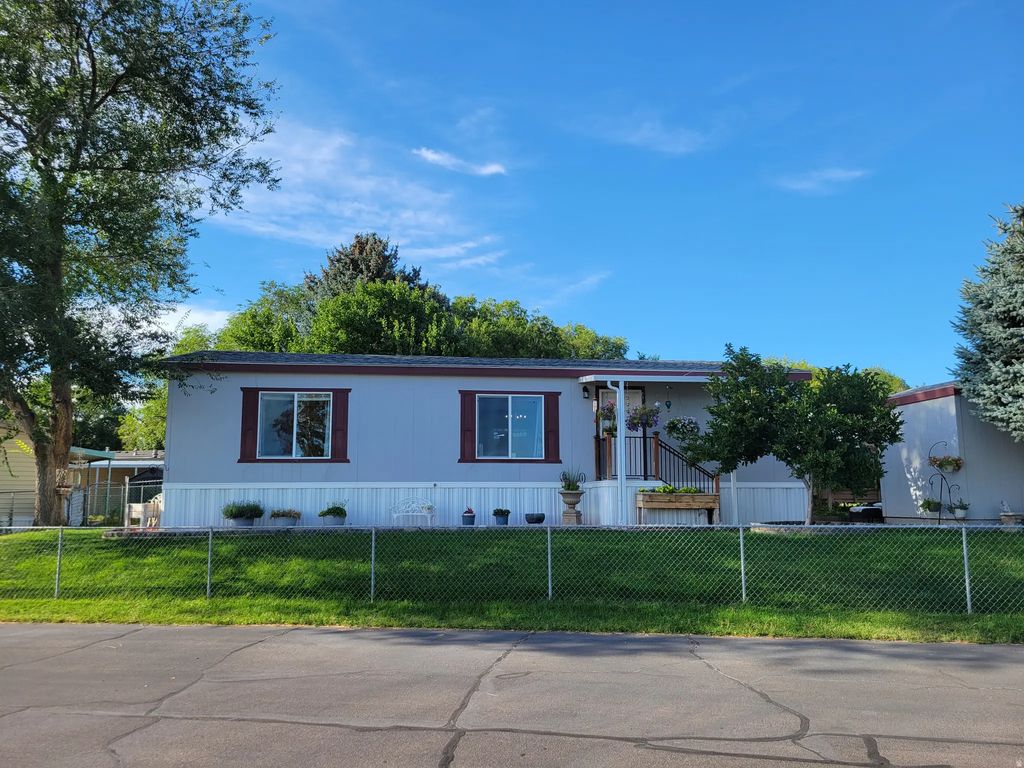 237 Fremont Way, Layton