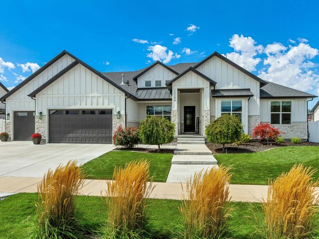 13244 S Lucky Dog Ln, Riverton