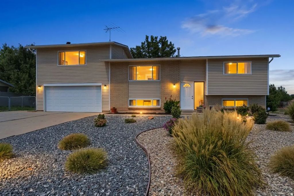 2810 W 7268 S, West Jordan