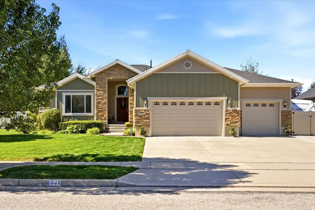 5945 Exeter Dr, Mountain Green