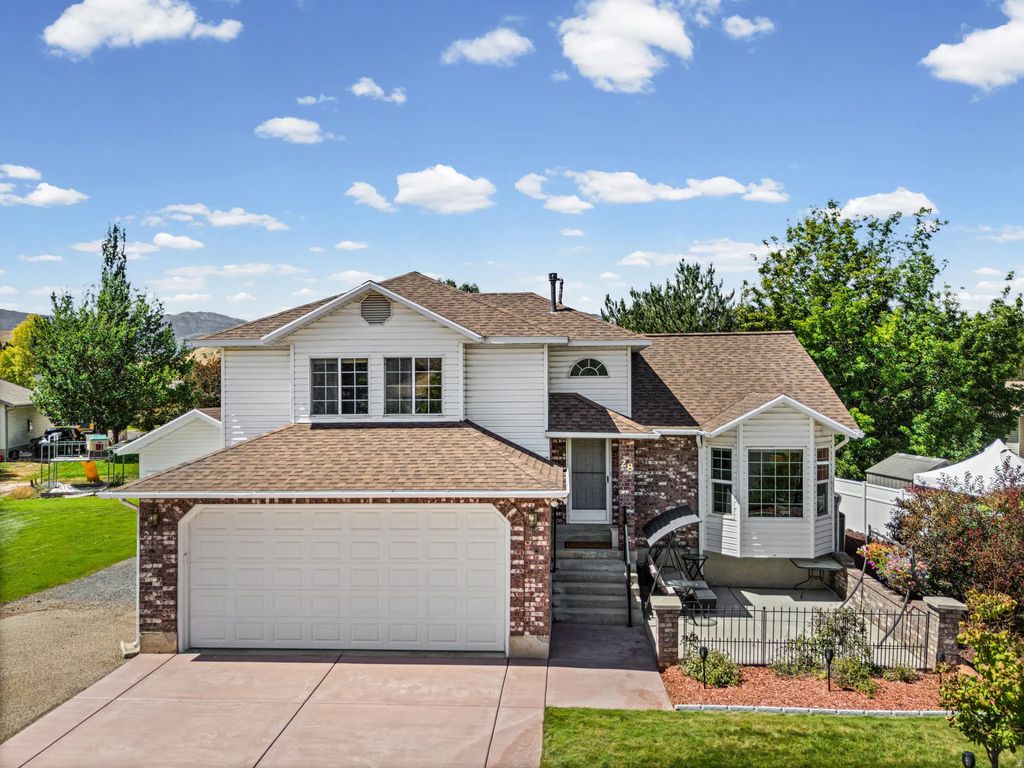 28 S Scott Cir W, Morgan