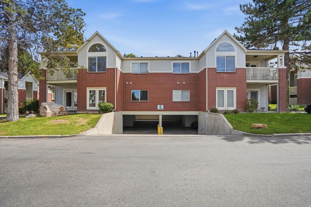 1360 W 6690 S E102, West Jordan