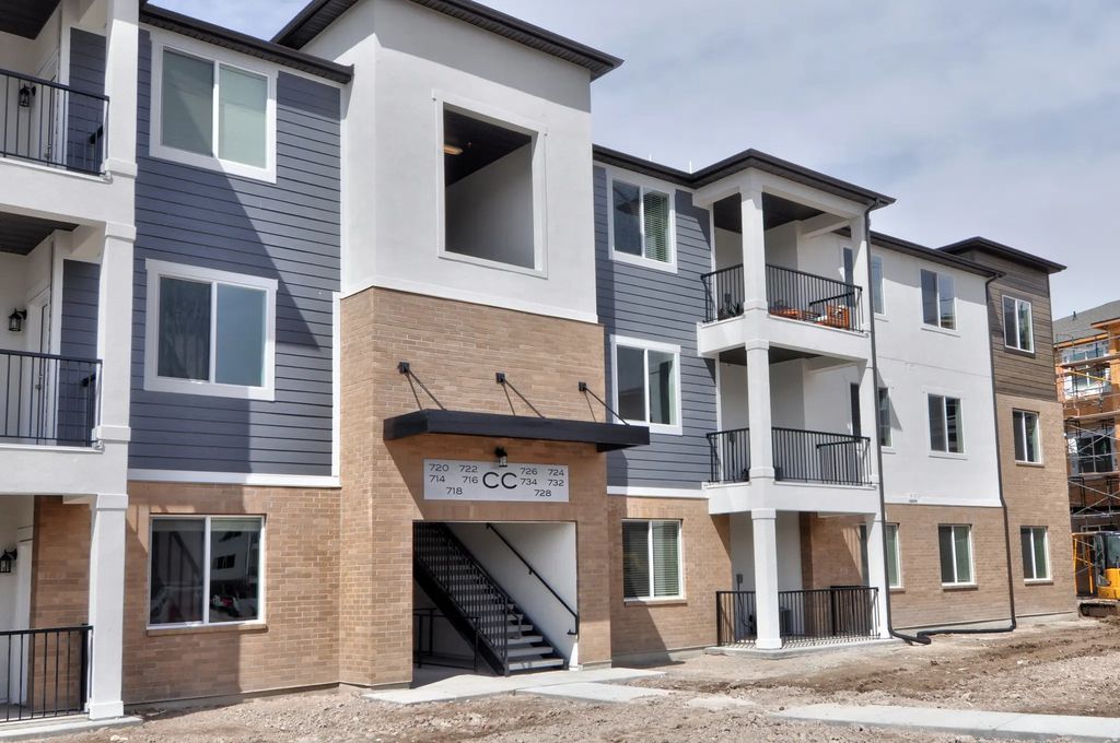 1423 N 3830 W B201, Lehi