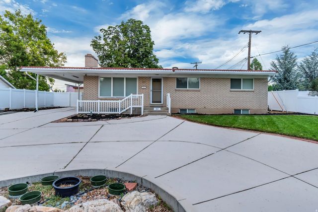 927 E 5650 S, Murray