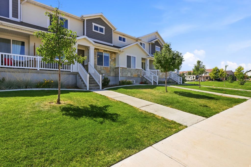 28 E Ginger Gold Rd, Santaquin