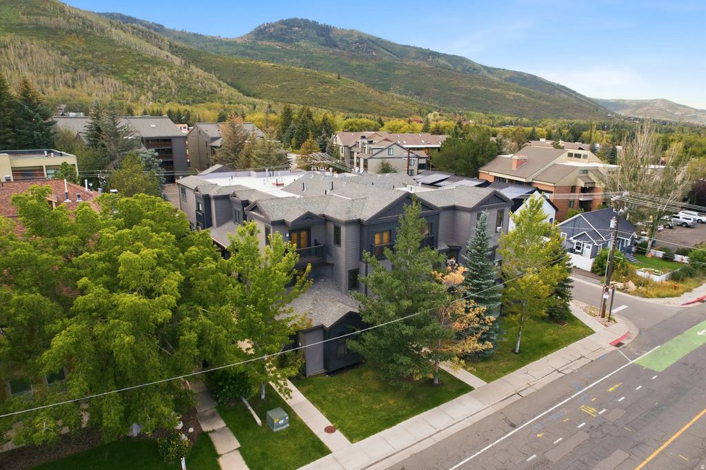 1499 Park Ave 5, Park City