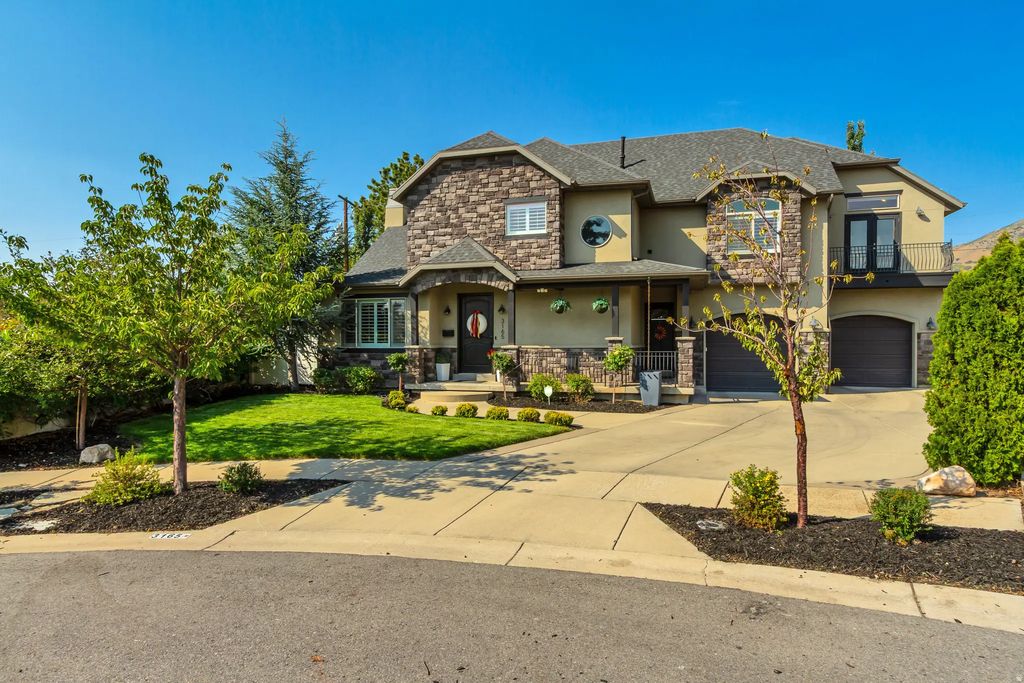 3165 E 3935 S, Holladay