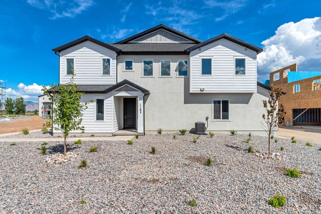 1162 W 1550 N 150, Salem