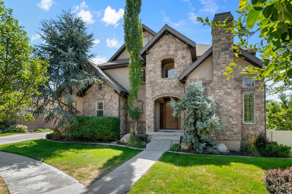 168 E 2100 S, Orem