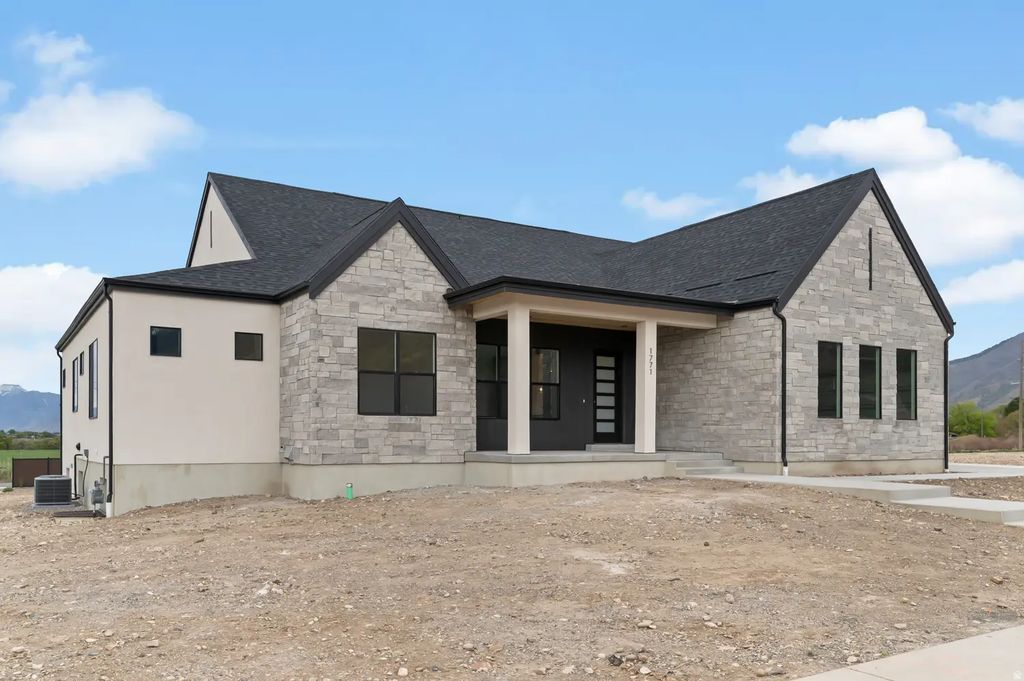 1827 E 1060 N 353, Salem