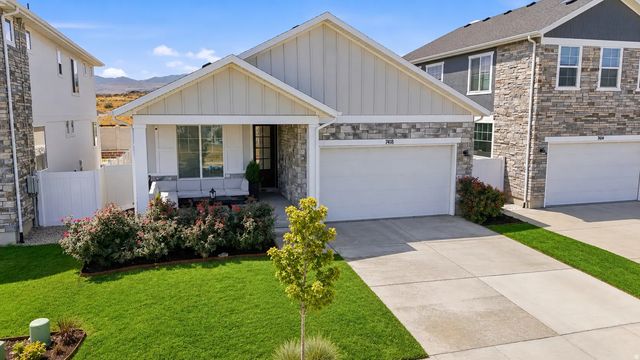 7418 S Travertine Rd W, West Jordan