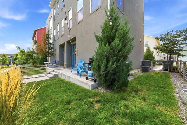6216 W Birch Run Rd, South Jordan