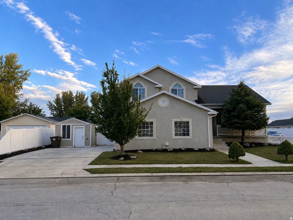 1334 E Harrier St N, Eagle Mountain