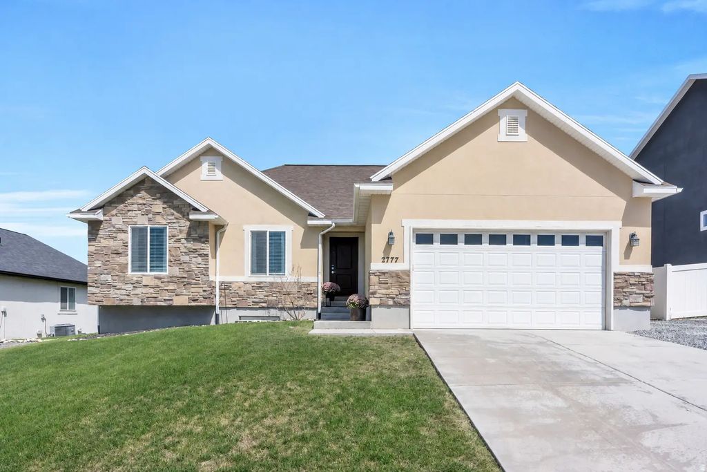2777 E Clarkstone Dr, Eagle Mountain