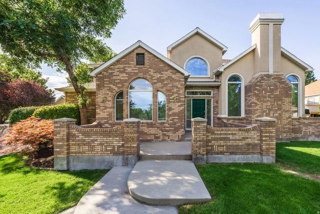 5852 S Jordan Canal Rd, Taylorsville