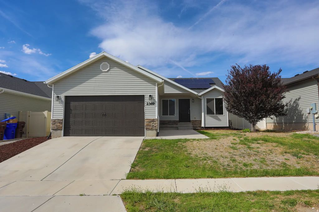 2369 E Prairie Ln, Eagle Mountain