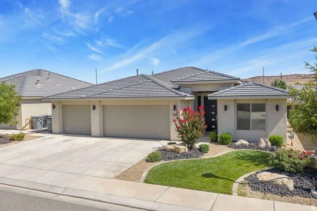 581 S Orange Dr, Washington