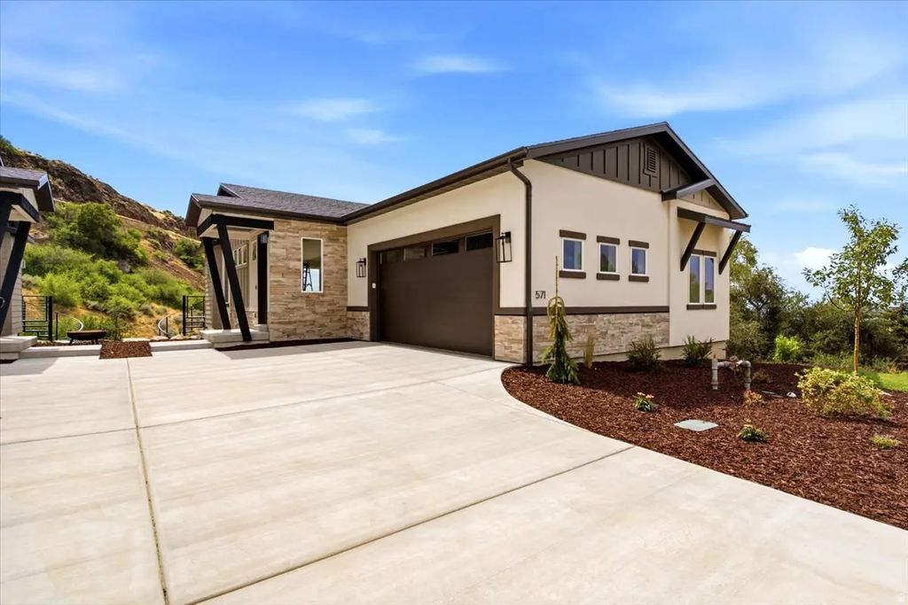 571 S Elena Ln, Ogden