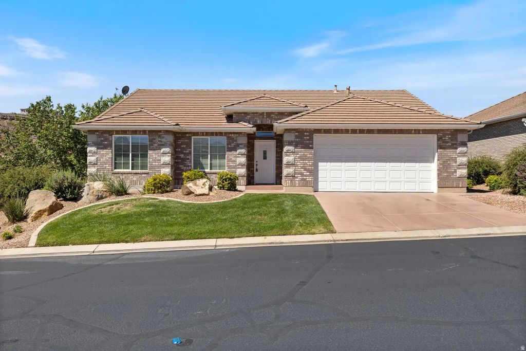 145 N Mall Dr 26, St. George