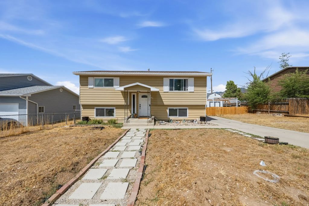 451 E 600 N, Tooele