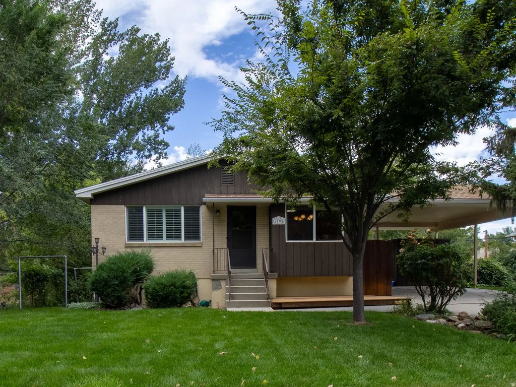 6192 S Vinecrest Dr E, Murray
