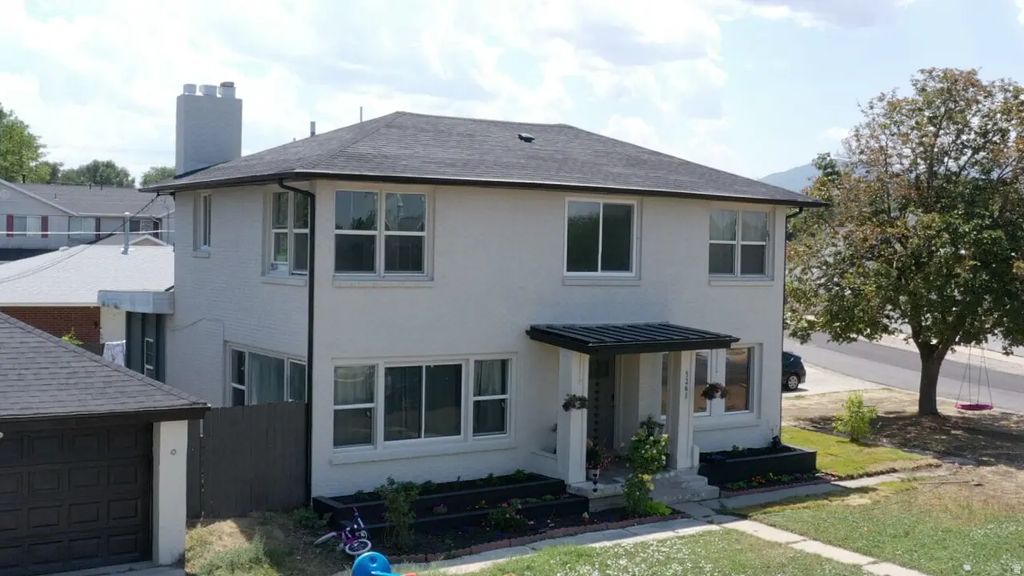 5261 W Sunshine Dr, West Valley City