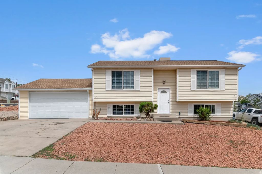 5790 W Lodestone Ave, Kearns