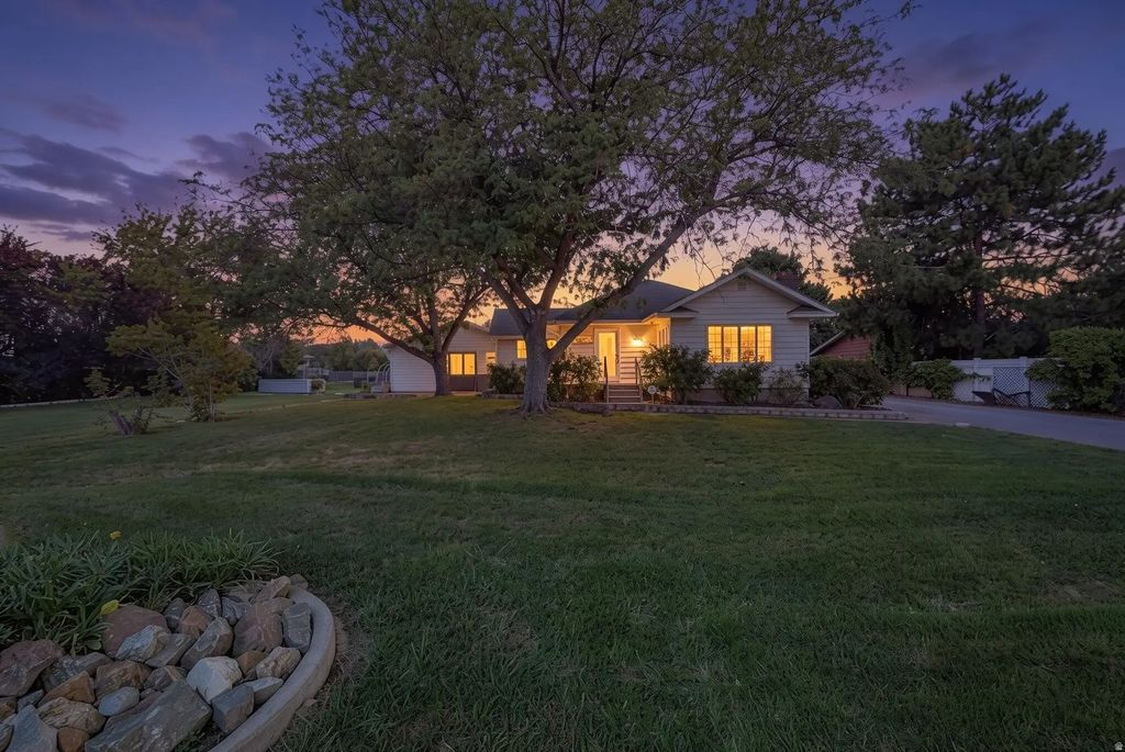 4640 S 3600 W, West Valley City