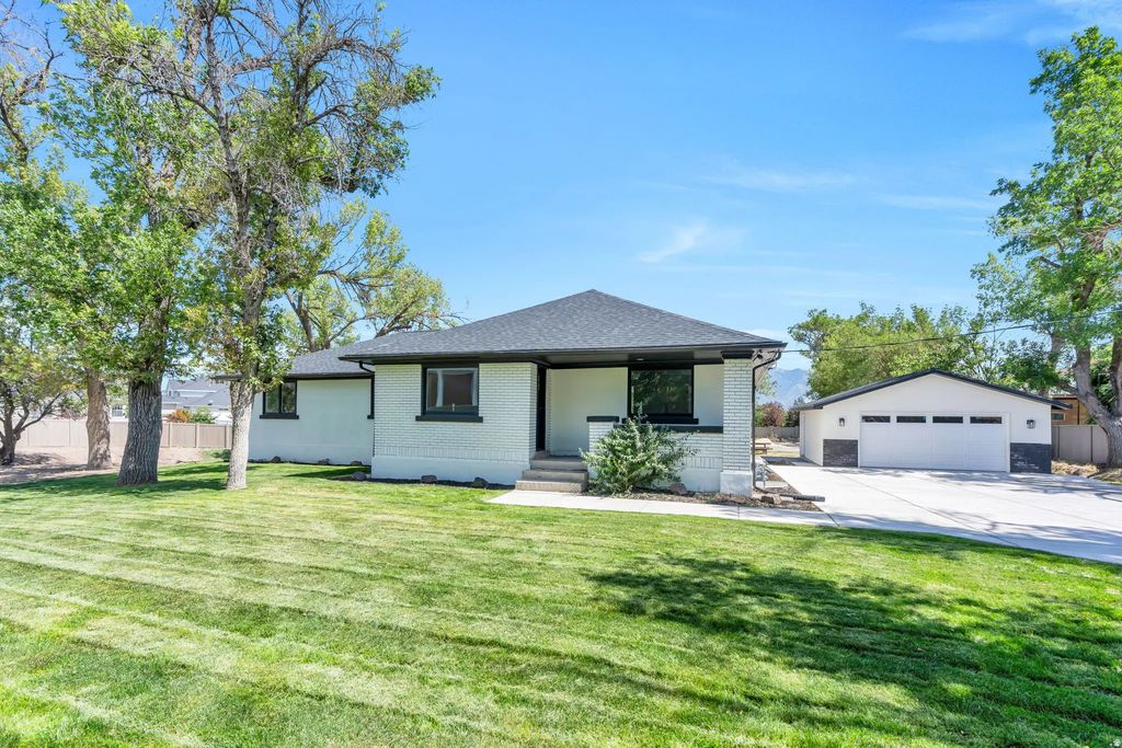 12191 S 3600 W, Riverton