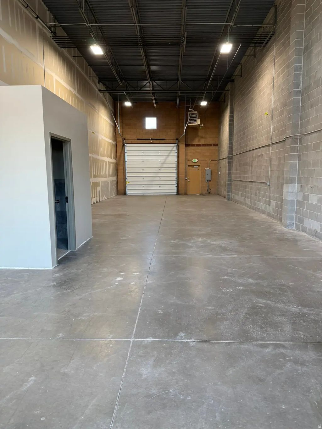 758 S Auto Mall Dr 19, American Fork