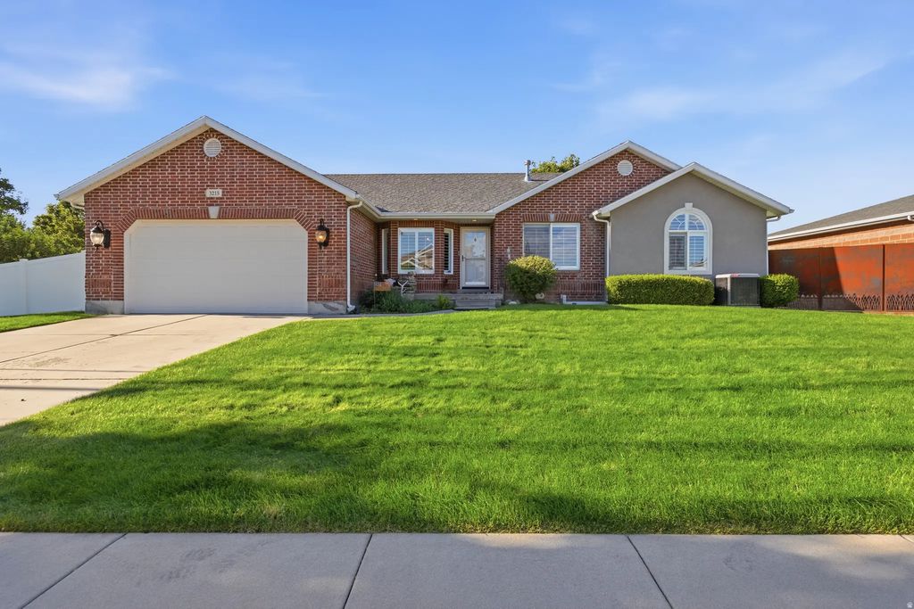 3215 W Cameron Court S, South Jordan