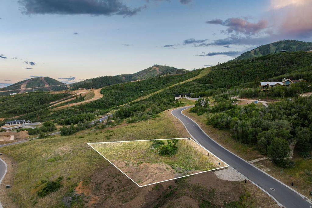 2383 W Sonder Way E-19, Park City