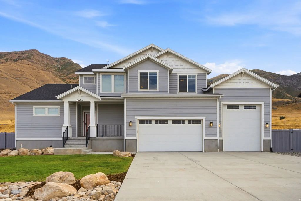 8686 N Iron Horse Dr 407, Lake Point