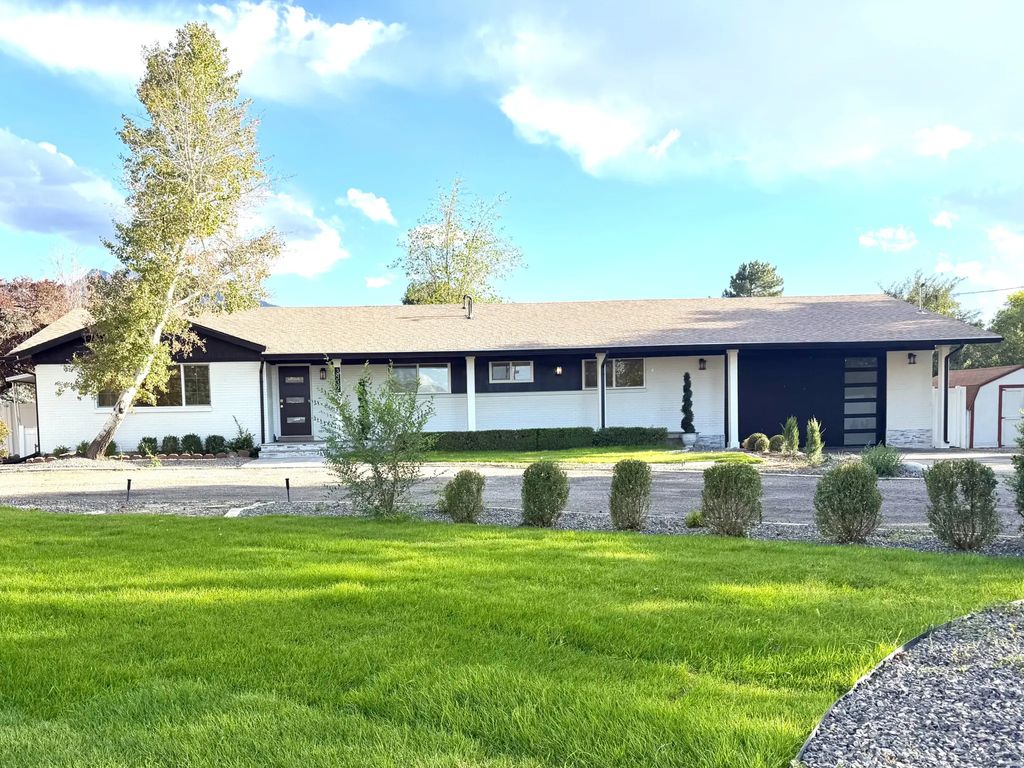 3332 E Fort Union Blvd, Cottonwood Heights