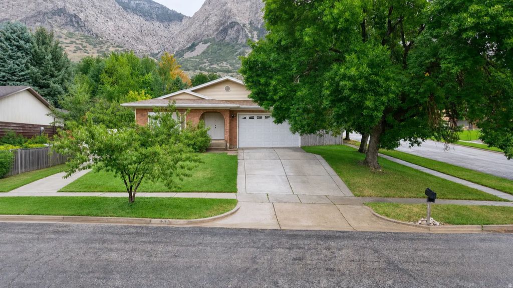 560 N Van Buren Ave, Ogden
