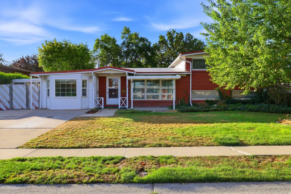 1487 W Mango Rd, Taylorsville