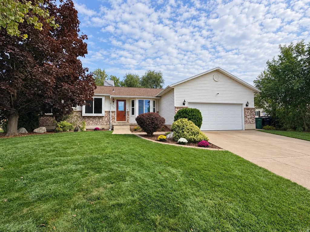 162 W 1980 S, Clearfield