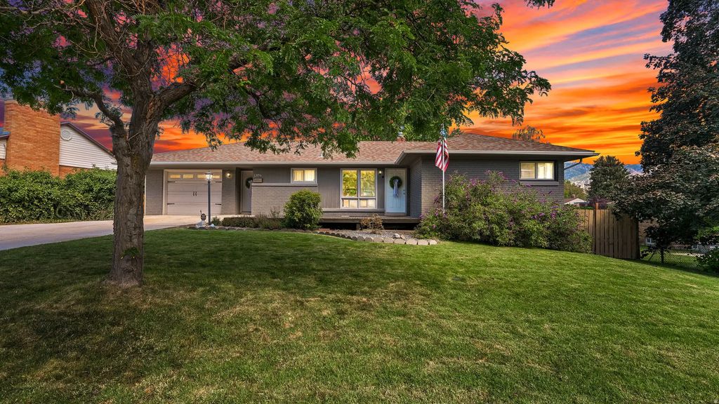 1376 E Kingston Dr S, Ogden