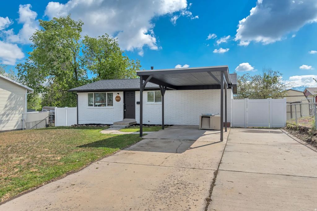 5643 S 4015 W, Taylorsville