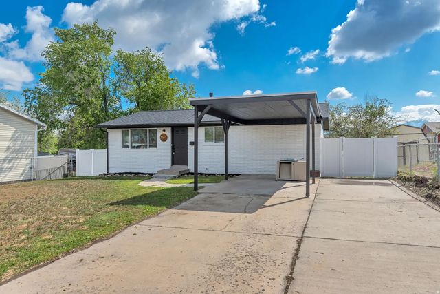 5643 S 4015 W, Taylorsville